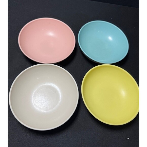 10 MCM Stetson Melmac Plates Saucers Bowls Plates Pastel Dinnerware Retro Vtg - Picture 5 of 10